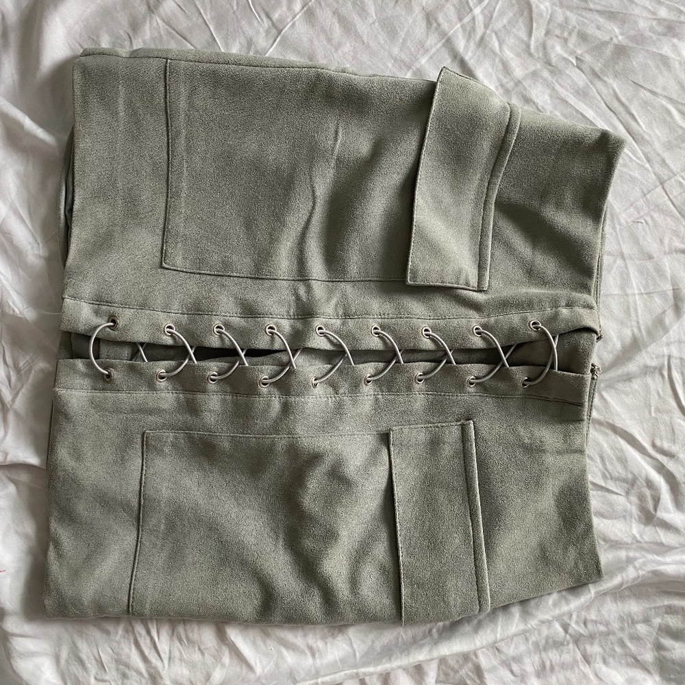 Highwasted Gray Skirt